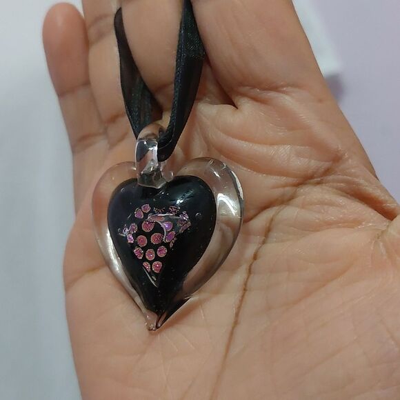 Art Glass Heart Pendant Necklace - Picture 4 of 7